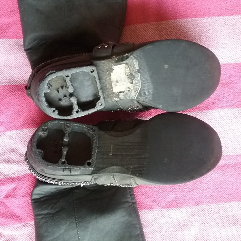 Not Rated Glitter Boots - Picture 6 of 8